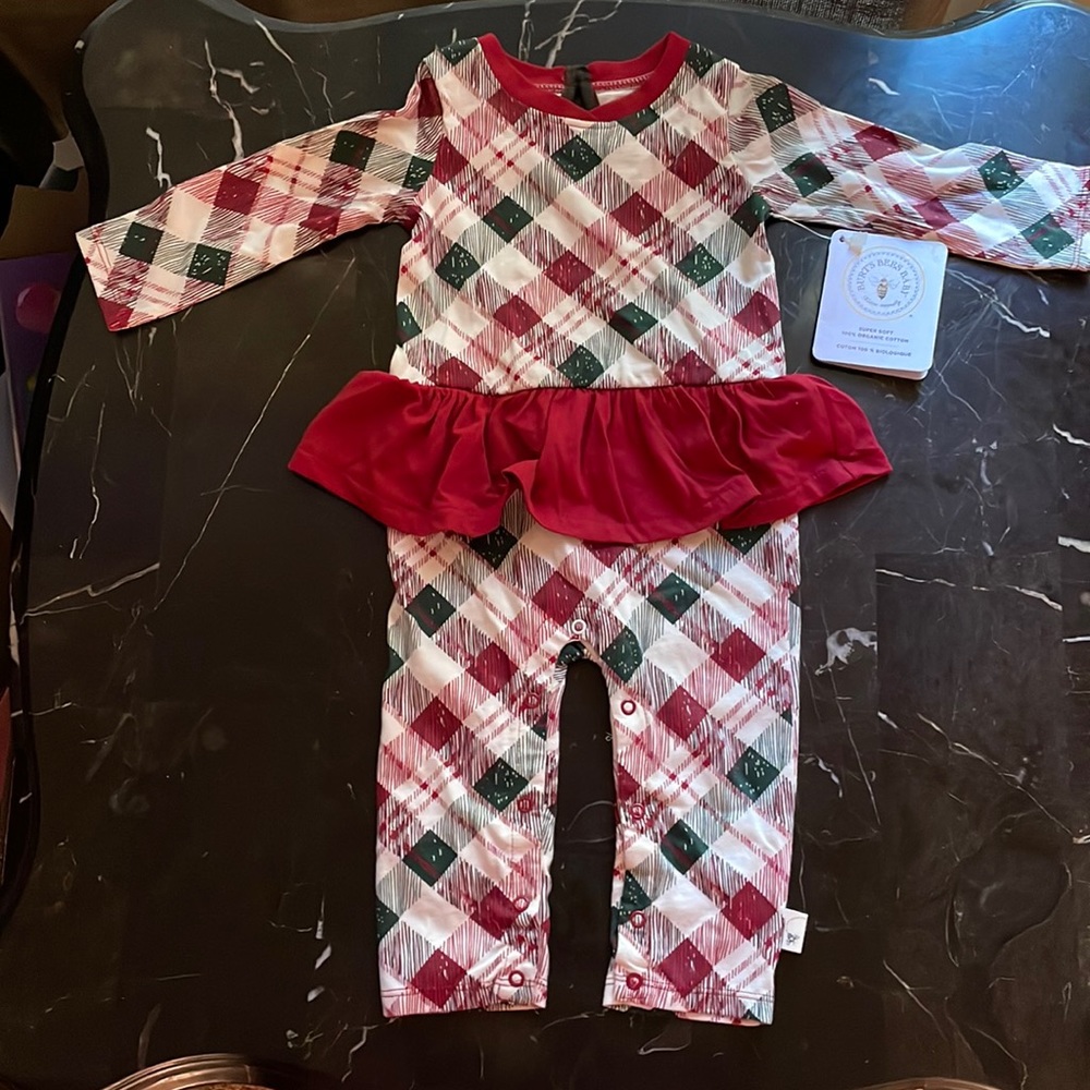 Burts Bees Baby Christmas pajamas size 3-6 months baby girl brand new with tags